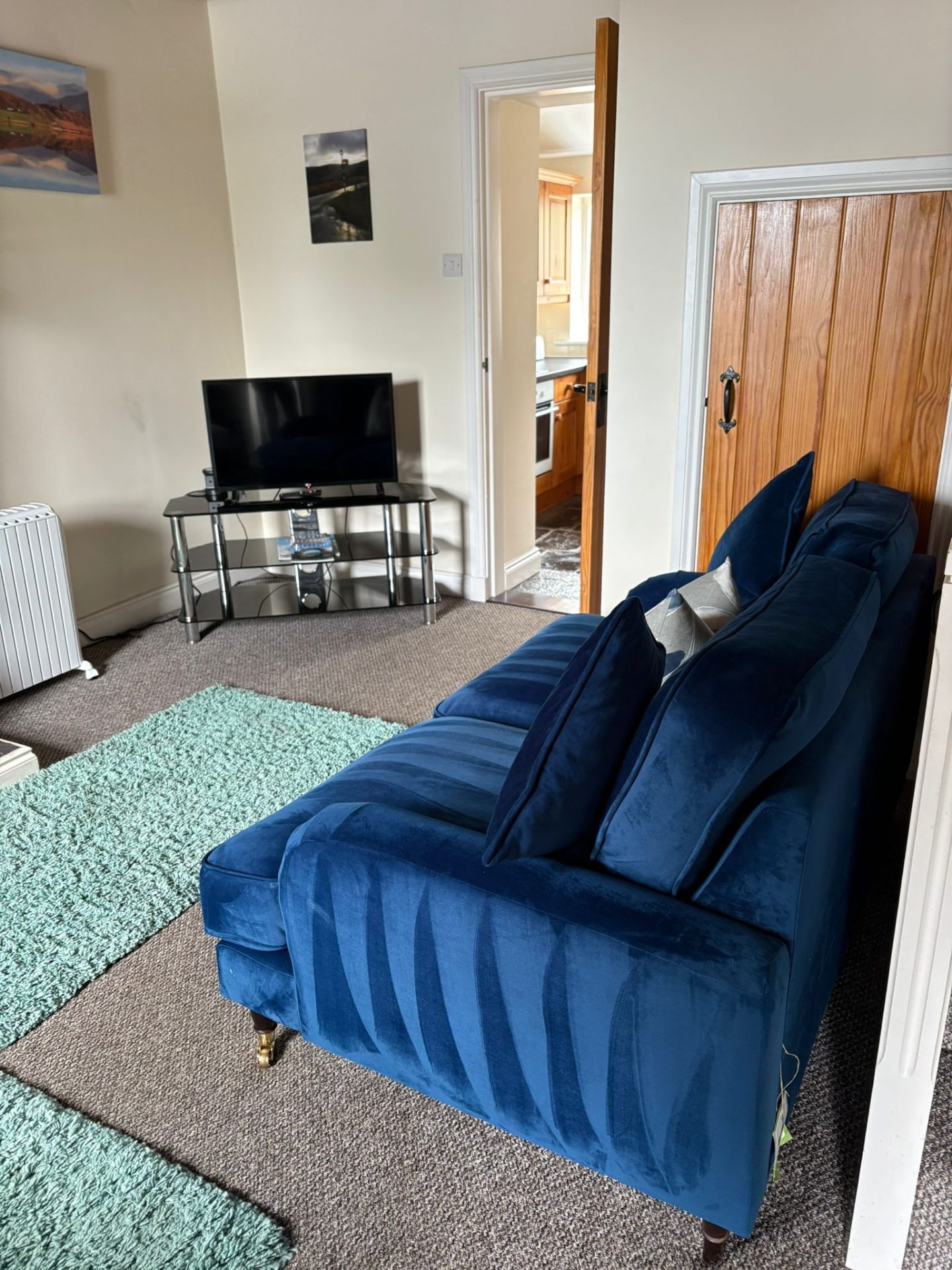 Holiday Cottage — Lounge